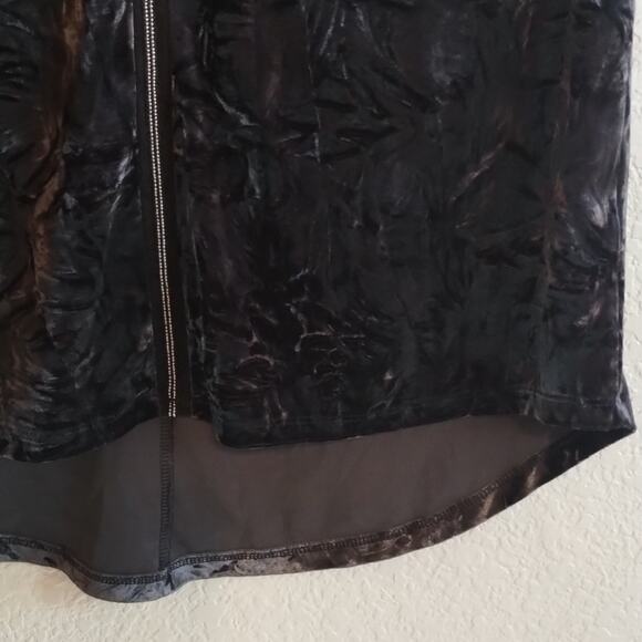 Rock & Republic NEW Dark Gray Crushed Velvet Beaded Detail Sleeveless Top L - Picture 5 of 13